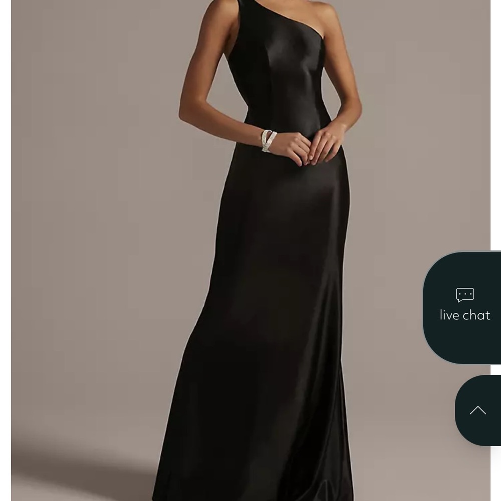 Elegant Black One-Shoulder Dress